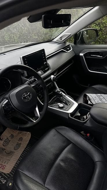 кондидер: Toyota RAV4: 2018 г., 2.5 л, Автомат, Бензин, Кроссовер — 3