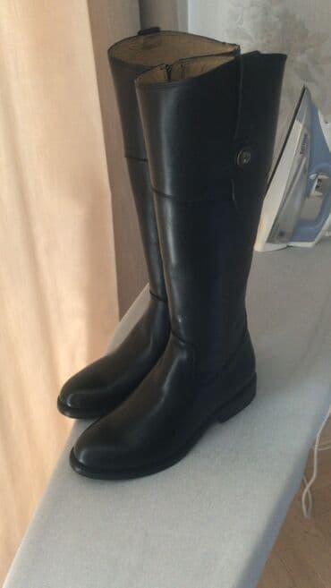 фирменный сапоги: Сапоги из США, Frye новыер36-37,на узкую ногу .не подошли по размеру — 1