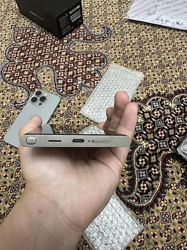 galaxy note 8: Samsung Galaxy S24 Ultra, 512 ГБ, цвет - Бежевый, 2 SIM — 4