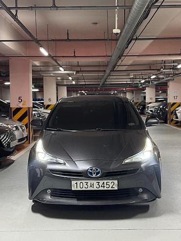 Унаа: Toyota Prius: 2019 г., 1.8 л, Гибрид, Хетчбек — 4