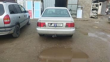 туманик ауди: Audi A8: 1995 г., 2 л, Ручные, Бензин, Седан — 5