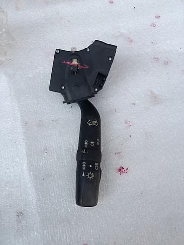 step 2: Подрулевой переключатель света/поворотов для автомобиля.тойота — 1