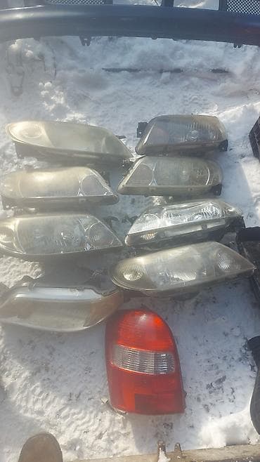 зеркала парикмахерские: Комплект передних фар Mazda 2003 г., Б/у, Оригинал, Германия — 2