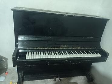 бу акардион: Пианино «Украина» (вертикальное) - Акустическое пианино классической — 2