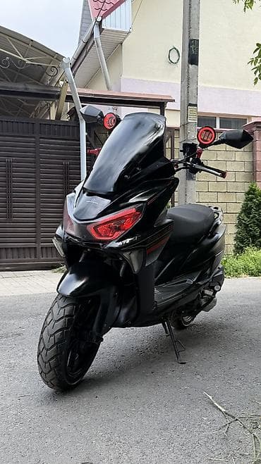 пидбайк 150 куб: Макси-скутер Yamaha, 150 куб. см, Бензин, Б/у — 2