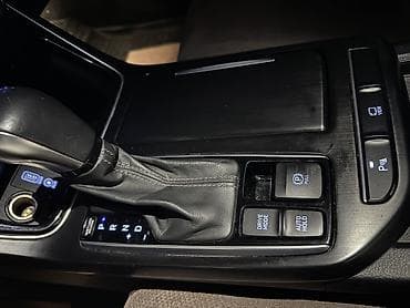 Hyundai Grandeur: 2019 г., 2.4 л, Автомат, Гибрид, Седан — 10