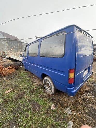 бу запчасти на митсубиси спейс вагон: Легкий грузовик, Ford, 2 т, Б/у — 3