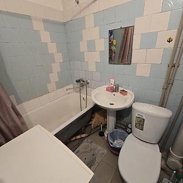 подселение 3500: С подселением жаныма 1 студентка кыз керек. Баасы 7500 коммуналка — 5