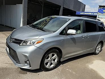 Toyota Sienna: 2019 г., 3.5 л, Автомат, Бензин, Минивэн