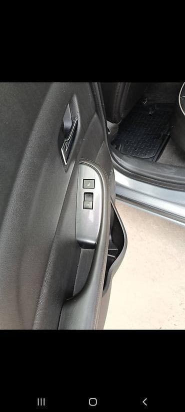 малибу руль: Chevrolet Malibu: 2012 г., 2 л, Автомат, Бензин, Седан — 6