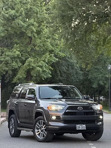 space runner: Toyota 4Runner: 2022 г., 4 л, Автомат, Бензин, Внедорожник — 3
