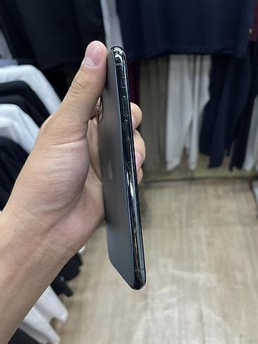экран 11 про: IPhone 11 Pro, Matte Midnight Green — 3
