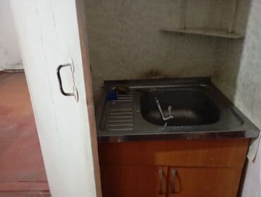 суточный квартира бишкек 2 комнат: 35 м², 1 комната, Бронированные двери, Забор, огорожен — 5