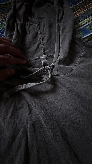 удлиненные худи: Легкая мужская/унисекс худи с капюшоном, графитового (темно‑серого) — 3