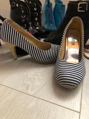 second hand: Продаю обуви 35размера
Вся обувь 1000 с — 5