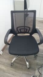 стулья офисные: Офис креслолор, Колдонулган, Дөңгөлөктүү, түсү - Кара, Өзү алып кетүү — 1