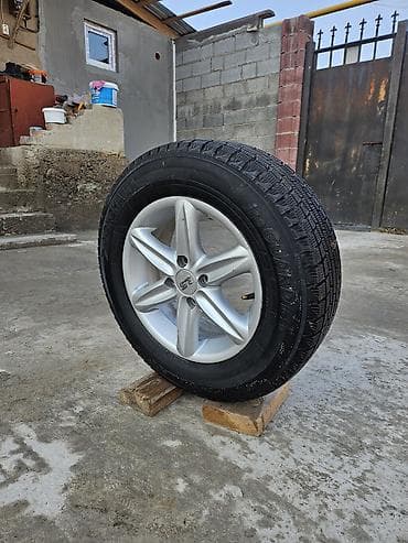 Колеса в сборе 185 / 70 / R 14, Зима, Комплект, Легковые, Литые, отверстий - 4