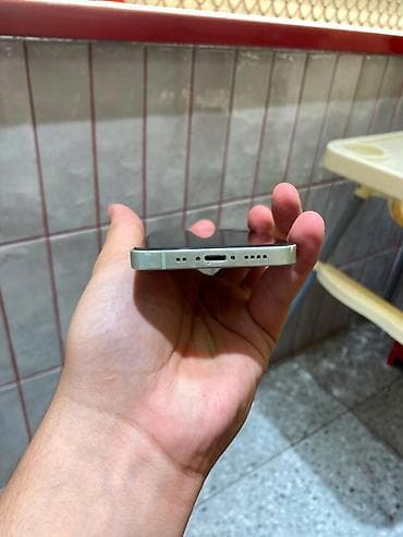 телефон бу ош: IPhone 12 mini, Б/у, 64 ГБ, Зеленый, Чехол, Защитное стекло, 69 % — 8