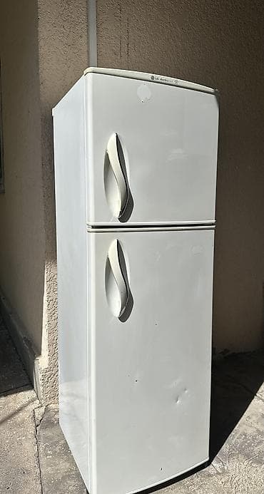 морозильник буу: Холодильник LG Electrolux, двухкамерный, с верхней морозильной — 1