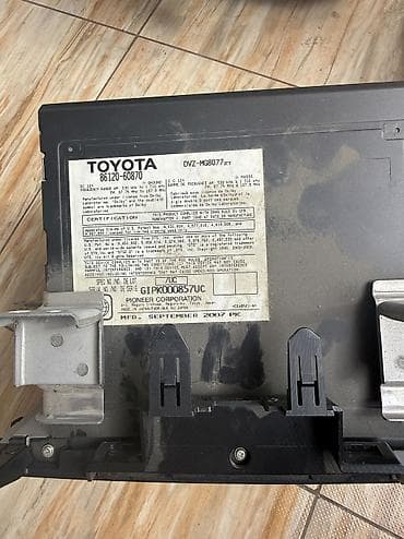 тойота ланд крузер 200: Toyota, Б/у, Оригинал — 3