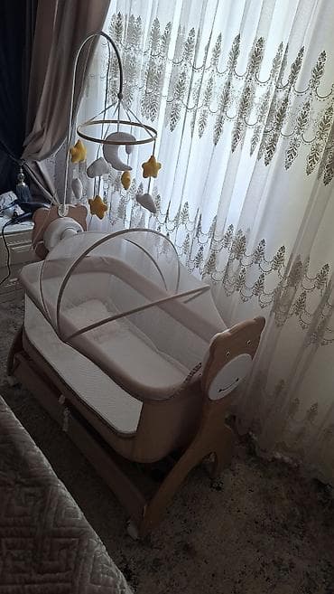 Люльки: Детская электронная колыбель-качалка с бортиками и москитной сеткой - — 3
