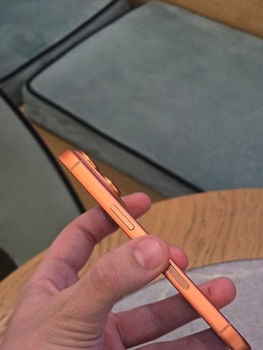 second tech: IPhone 17 Pro, Б/у, 256 ГБ, Оранжевый, Защитное стекло, Чехол, Коробка, 100 % — 4