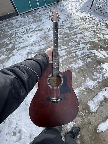 музыкальные инструменты духовые: Продается Акустическая гитара формата дредноут с вырезом (cutaway) для — 2