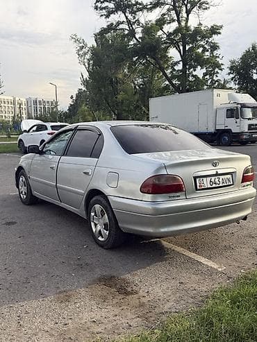 Продажа авто: Toyota Avensis: 2002 г., 1.6 л, Механика, Бензин, Седан — 6