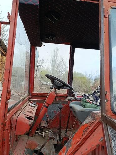 john dere: Трактор «Владимирец» (вероятно Т-25/Т-25А) с кабиной. Основные — 3