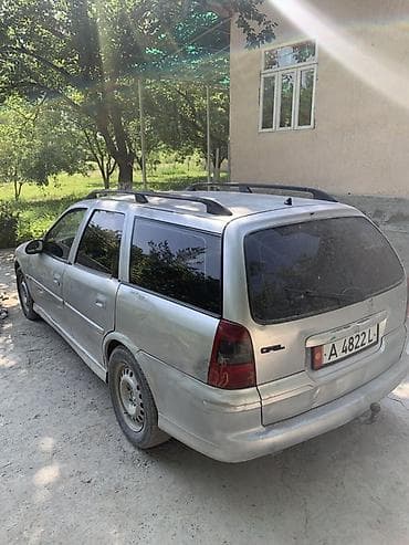 byd e6: Opel Vectra: 2000 г., Универсал — 3