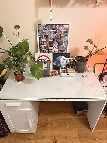 писменные столы: Компьютерный стол, Б/у, С полками — 4