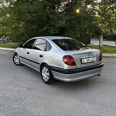 Toyota: Toyota Avensis: 2002 г., 1.8 л, Автомат, Бензин, Лифтбек — 5
