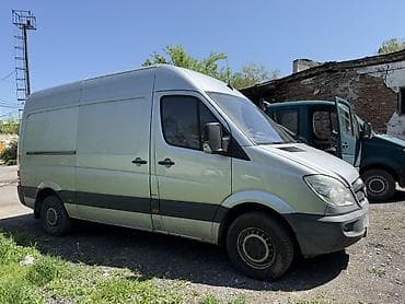 Грузовой фургон Mercedes-Benz Sprinter (длинная база, высокий крыша)