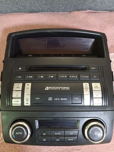 рация на автомобиль: Продаю на Митсубиси Паджеро второго поколения после2006 года. В — 1