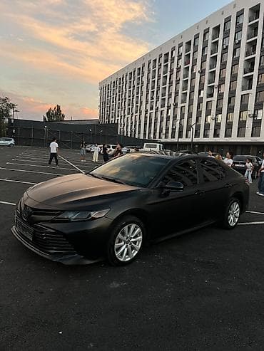 Toyota Camry: 2019 г., 2.5 л, Автомат, Бензин, Седан — 4