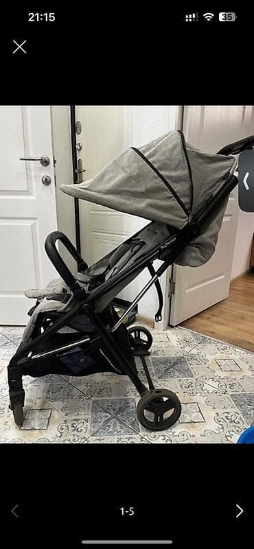 Коляски: Компактная прогулочная коляска итальянского бренда Peg Perego Selfie — 1