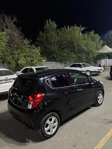 daewoo спарк: Chevrolet Spark: 2018 г., 1 л, Вариатор, Бензин, Хэтчбэк — 2
