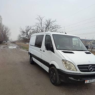 мерседес спринтер грузовой бортовой бишкек: Легкий грузовик, Mercedes-Benz — 2