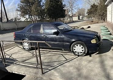 авто в рас: Mercedes-Benz C-Class: 1993 г., Седан — 4