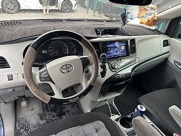 wuling mini ev: Toyota Sienna: 2014 г., 3.5 л, Автомат, Бензин, Минивэн — 6