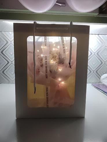 mini projector: Подарочный набор: букет из искусственных цветов с подсветкой в — 2