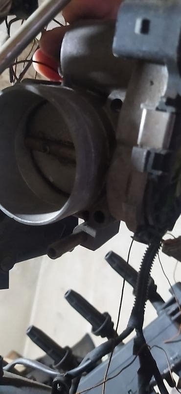 ГБО: Volkswagen двигатель vr6 дроссельная заслонка 2000 год форсунки блок — 3