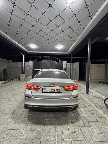 Kia K5: 2019 г., 2 л, Автомат, Газ, Седан