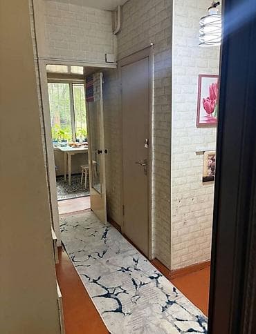 сдаю квартиру в кудайбергене: 1 комната, 35 м², 104 серия, 1 этаж — 6
