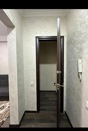 сдаю кронштейны: 1 комната, С мебелью полностью — 4