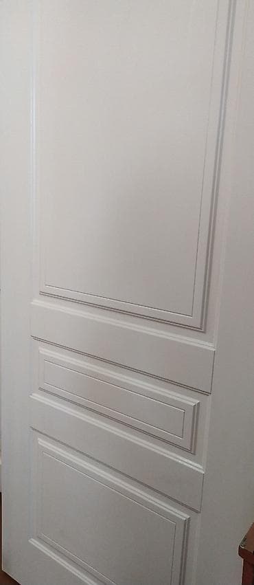 замок дома: Продается дверь под реставрацию. Дверь новая, но в некоторых местах — 5