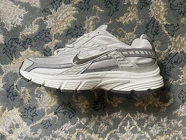 Мужские кроссовки, 41, Nike, Новый, цвет - Белый, Самовывоз, Бесплатная доставка, Платная доставка