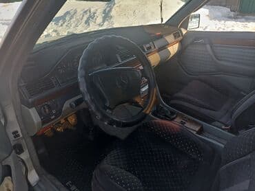 мерседес бенз е 320: Mercedes-Benz W124: 1993 г., 2.2 л, Механика, Бензин, Седан — 4