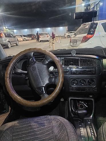golf 2: Volkswagen Golf: 1998 г., 2 л, Автомат, Бензин, Универсал — 6