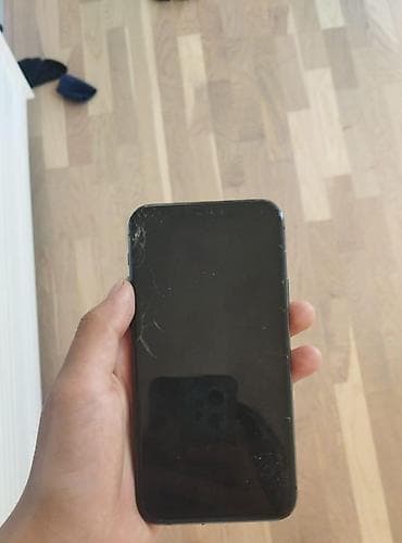 iphon 7 plus: IPhone 11 Pro, Б/у, Черный — 1
